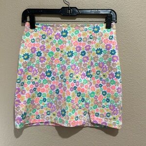 WILD FABLE Stretch Twill Floral Miniskirt, Size 0, EUC